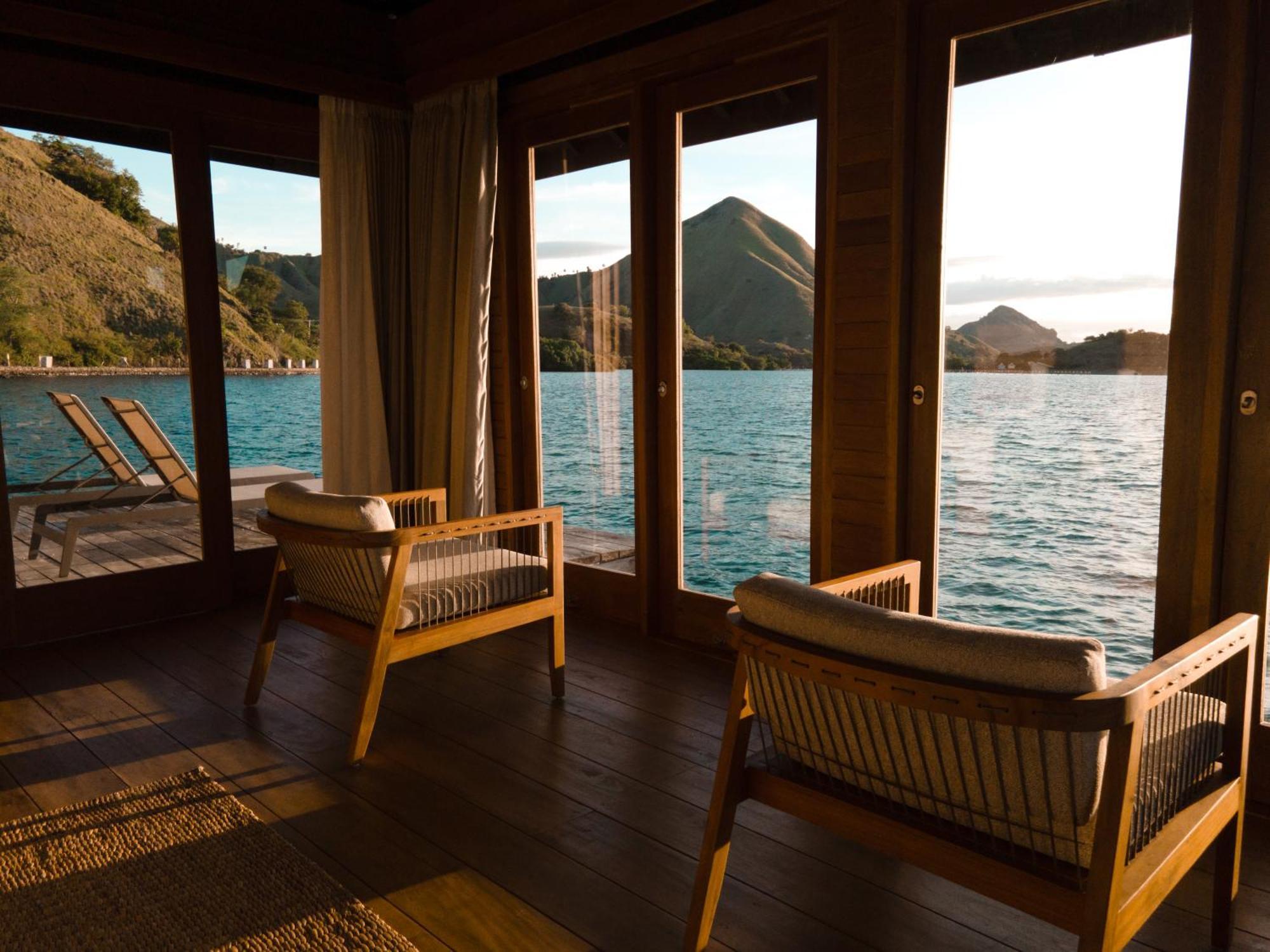 Menjaga Bay Labuan Bajo Exterior foto